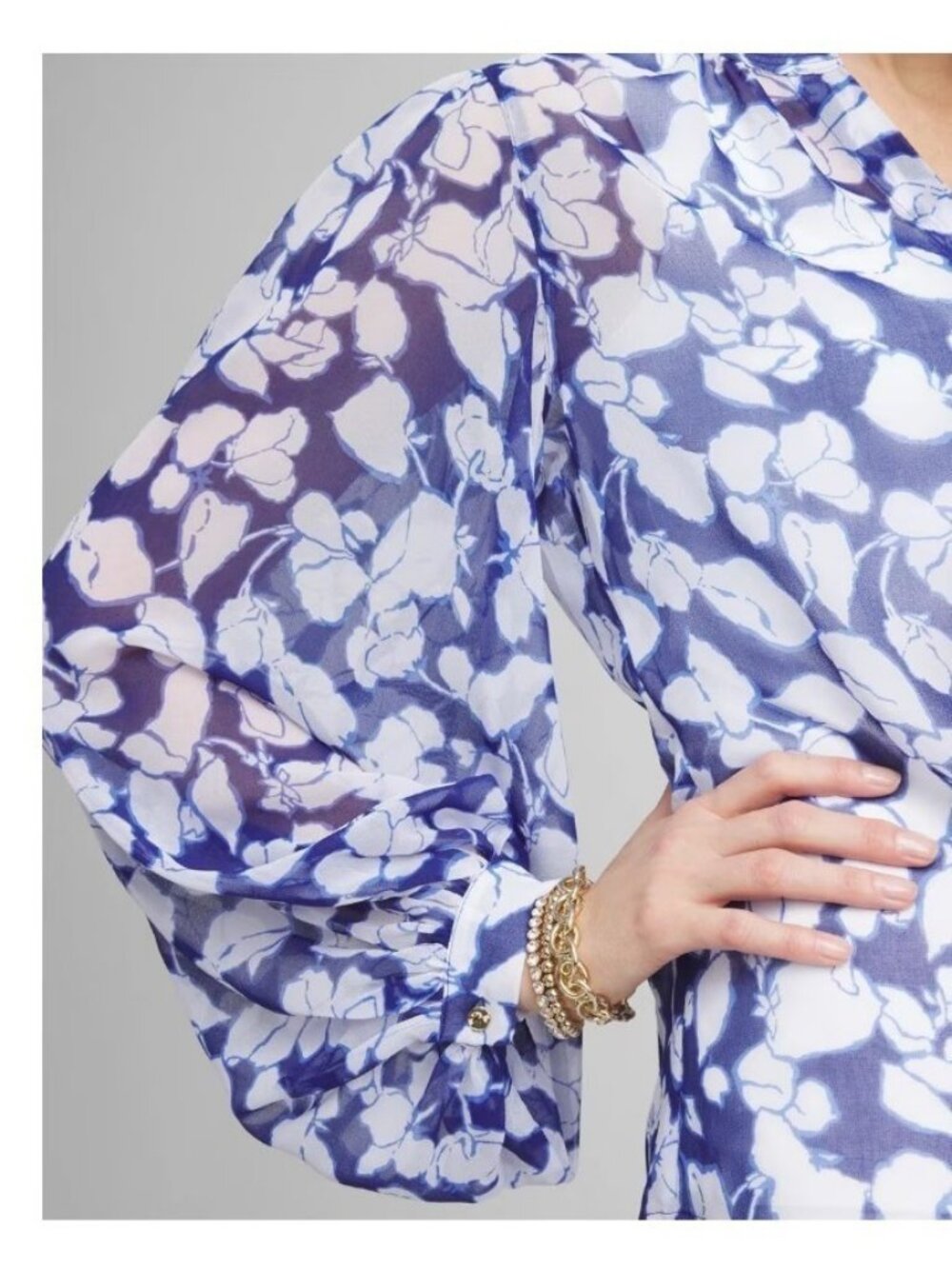 Chico's Georgette Blue White Floral Sheer Blouse Balloon Sleeve Sz 12  2 - Picture 3 of 11